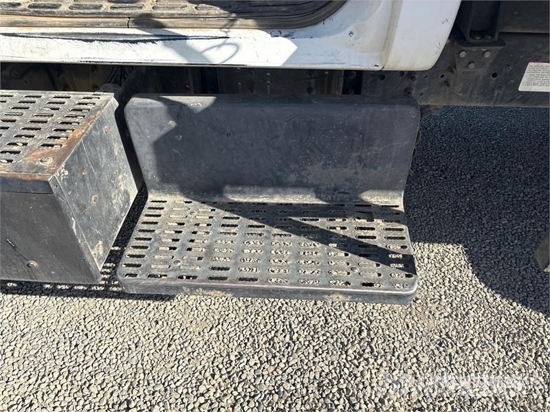 GMC Topkick Tipper trucks