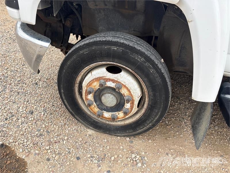 GMC Topkick C4500 4x2 Service Truck (Inoperable) Plogbilar