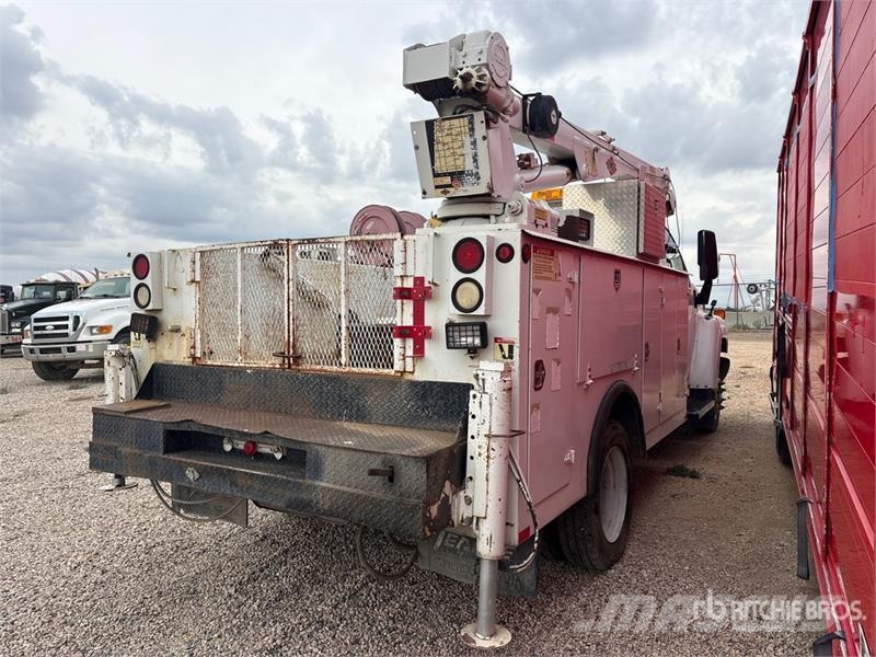 GMC Topkick C4500 4x2 Service Truck (Inoperable) Plogbilar