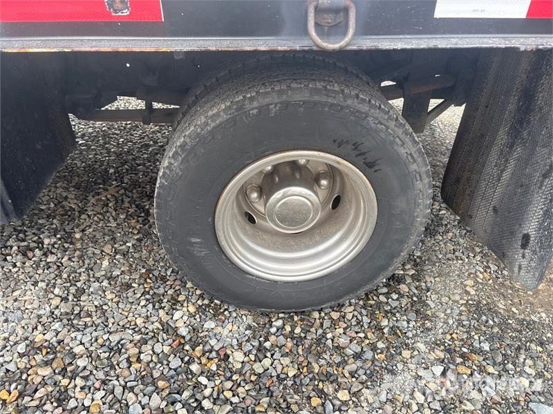 GMC W4500 Φορτηγά Kαρότσα με ανοιγόμενα πλαϊνά