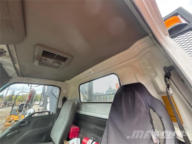 GMC W4500 Φορτηγά Kαρότσα με ανοιγόμενα πλαϊνά