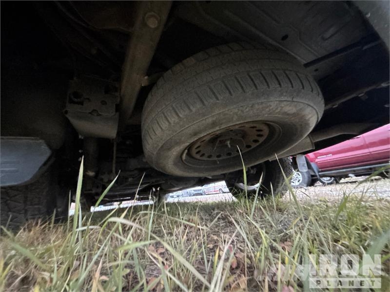 GMC Yukon XL SLT 4WD SUV Avtomobili