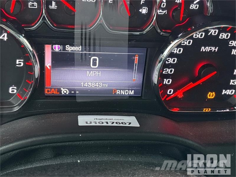 GMC Yukon XL SLT 4WD SUV Avtomobili