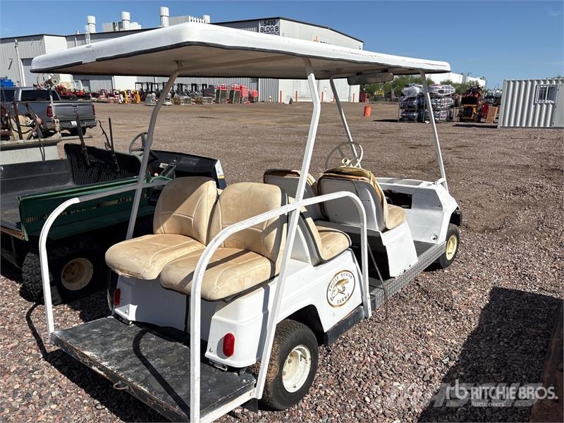 Golf Cart Гольф-мобілі