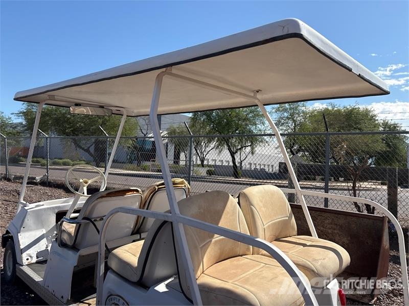 Golf Cart Гольф-мобілі