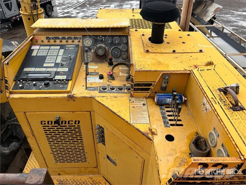 Gomaco GT3600 Curb and Gutter Machine Beton tartozékok