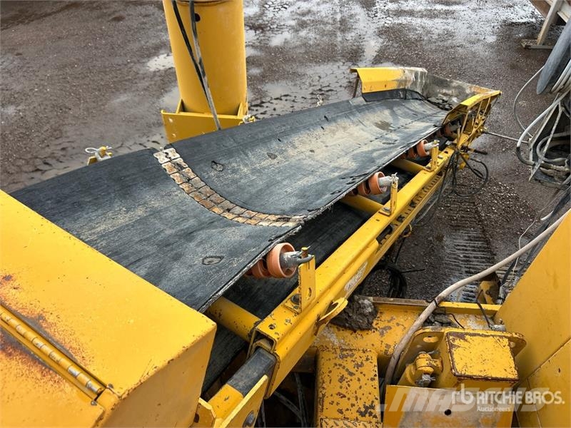 Gomaco GT3600 Curb and Gutter Machine Beton tartozékok