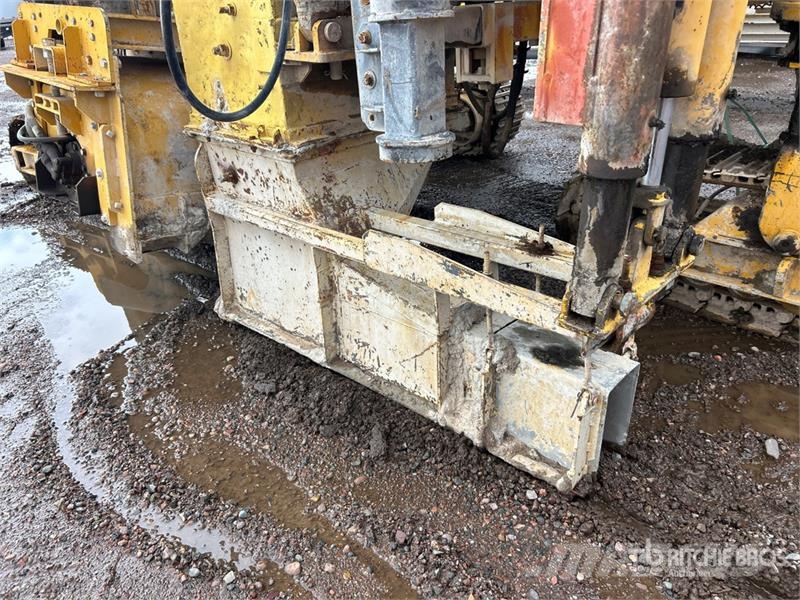 Gomaco GT3600 Curb and Gutter Machine Beton tartozékok