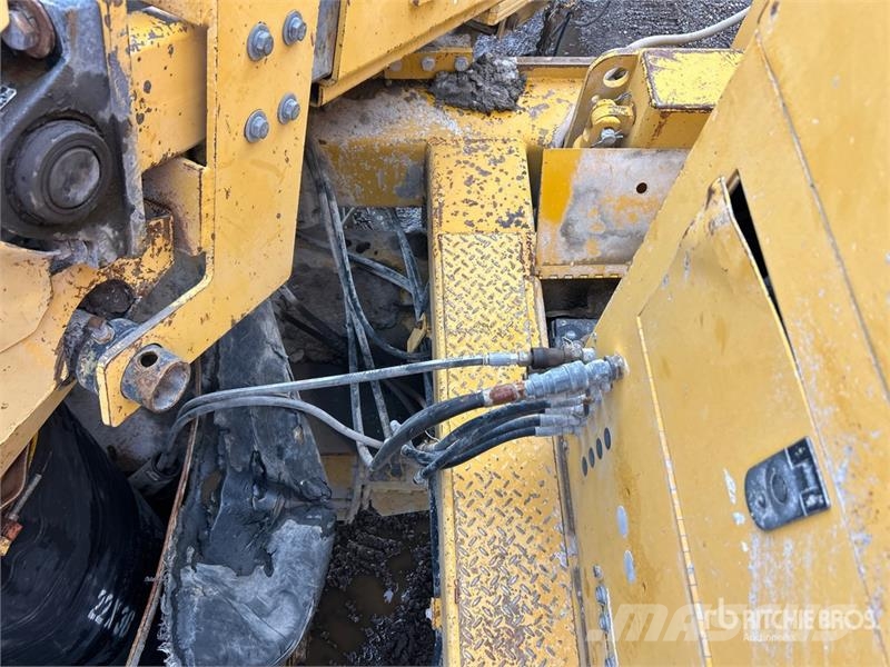 Gomaco GT3600 Curb and Gutter Machine Beton tartozékok