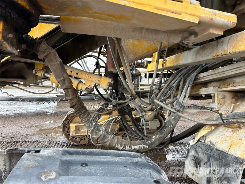 Gomaco GT3600 Curb and Gutter Machine Beton tartozékok