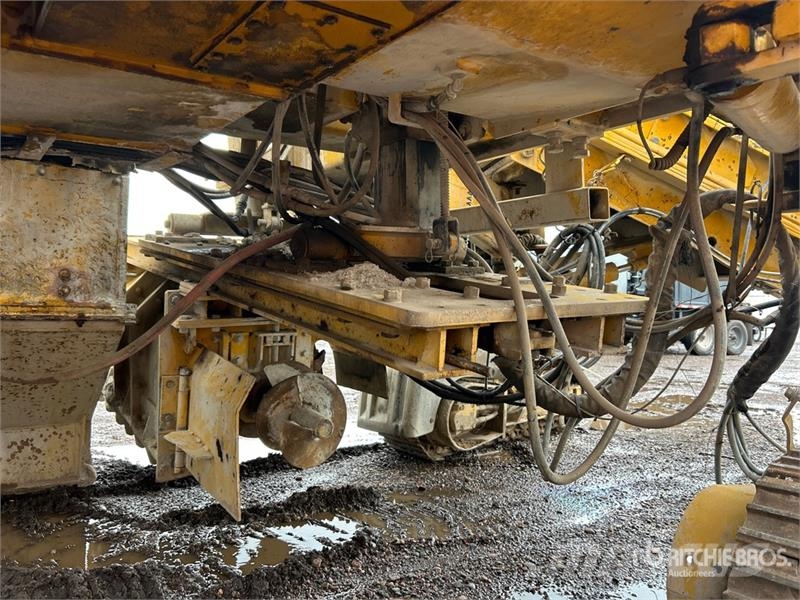 Gomaco GT3600 Curb and Gutter Machine Beton tartozékok