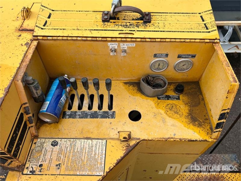 Gomaco GT3600 Curb and Gutter Machine Beton tartozékok