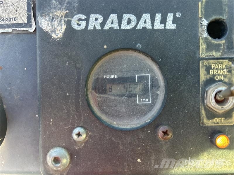 Gradall 544D-10 Teleskopické manipulátory