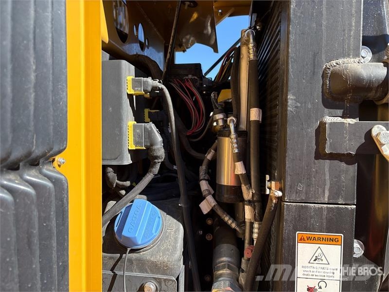 Gradall XL 5200 V Long Reach Tracked Excavator Kāpurķēžu ekskavatori
