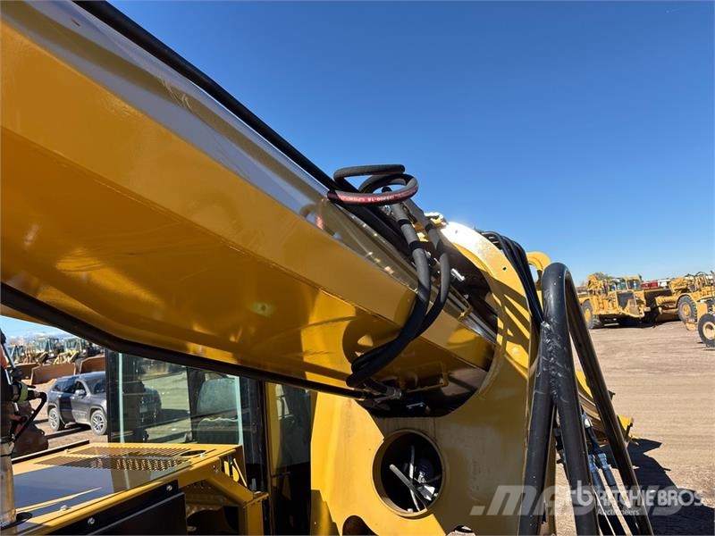 Gradall XL 5200 V Long Reach Tracked Excavator Kāpurķēžu ekskavatori