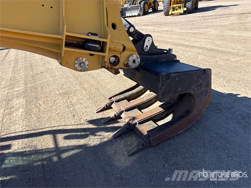 Gradall XL 5200 V Long Reach Tracked Excavator Kāpurķēžu ekskavatori