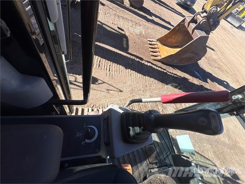 Gradall XL 5200 V Long Reach Tracked Excavator Kāpurķēžu ekskavatori