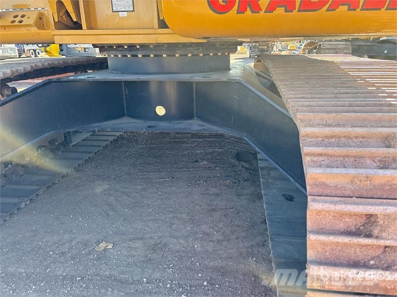 Gradall XL 5200 V Long Reach Tracked Excavator Kāpurķēžu ekskavatori
