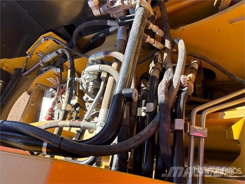 Gradall XL 5200 V Long Reach Tracked Excavator Kāpurķēžu ekskavatori