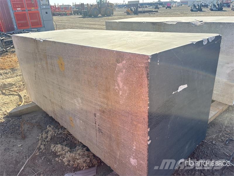 Granite Block Outros componentes