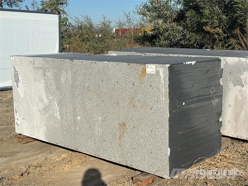Granite Block Outros componentes