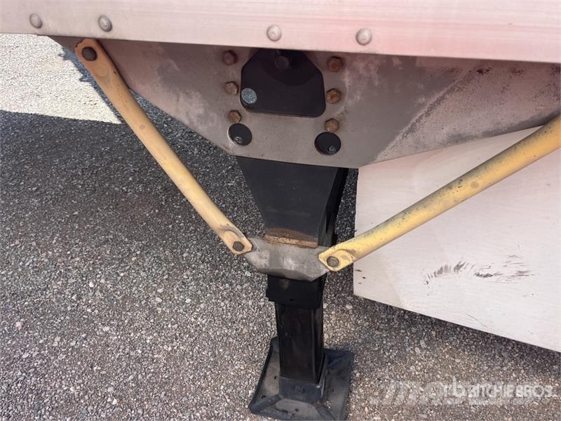 Great Dane 48 ft x 102 in T/A Van Trailer Box Trailers