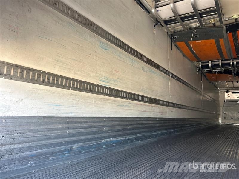 Great Dane ESS-1119-12053 53 ft T/A Multi -Temp Refrigerated Hladilne polprikolice