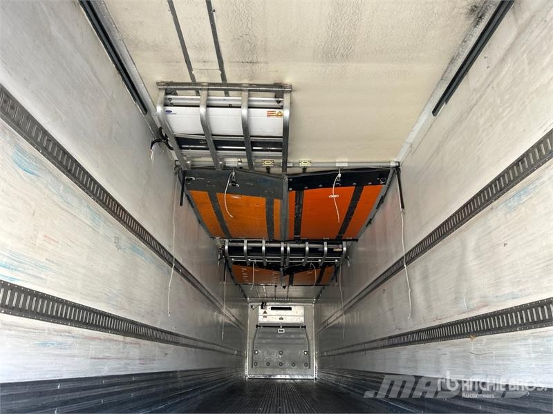 Great Dane ESS-1119-12053 53 ft T/A Multi -Temp Refrigerated Hladilne polprikolice