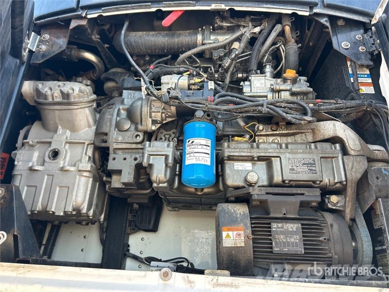 Great Dane ESS-1119-12053 53 ft x 102 in T/A Multi -Temp Refr 冷凍冷蔵トレーラー