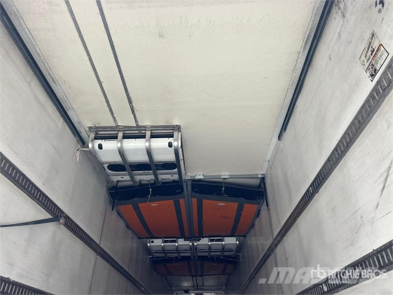 Great Dane ESS-1119-32053 53 ft x 102 in T/A Multi -Temp Refr Температурно-контролирани полуремаркета
