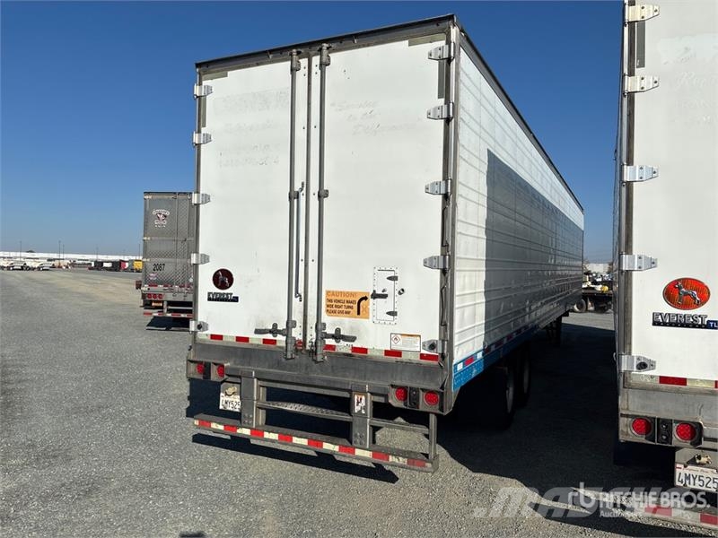 Great Dane ETL-1114-11099 50 ft x 102 in T/A Refrigerated Tra Chladiarenské návesy