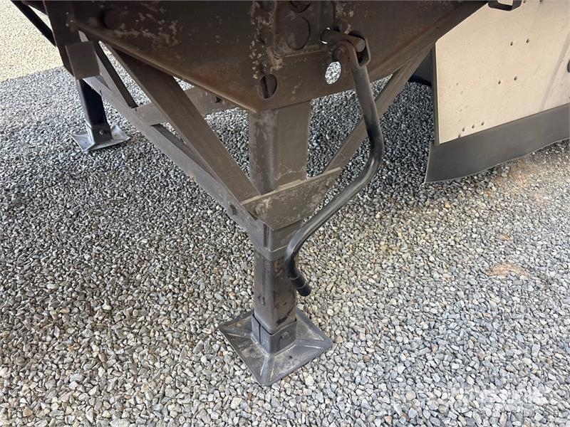 Great Dane Everest Frysetrailer Semi