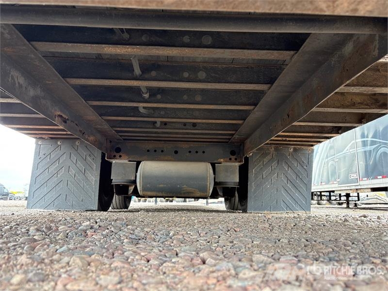 Great Dane T/A 6 Car Enclosed Car Carrier Trailer Напівпричепи колесного транспортного засобу