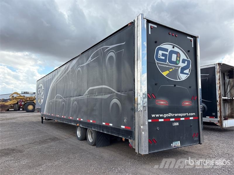 Great Dane T/A 6 Car Enclosed Car Carrier Trailer Напівпричепи колесного транспортного засобу