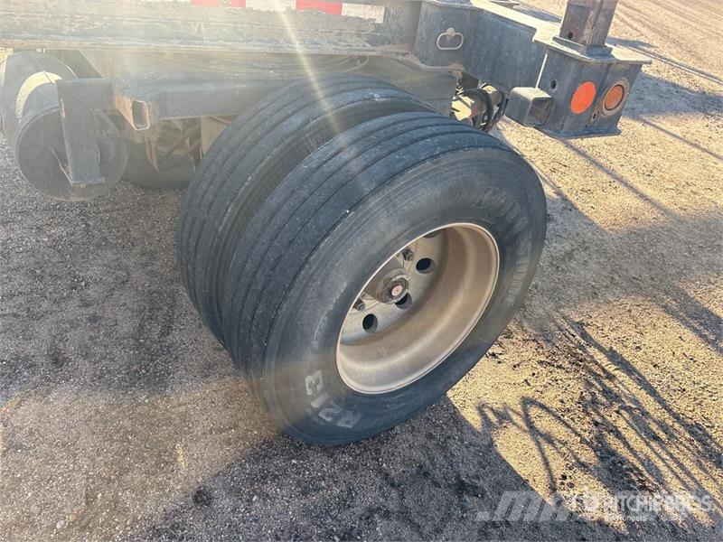 Great Lakes Mountain 18 ft Dog Turntable Pup Log Trailer مقطورات أشجار