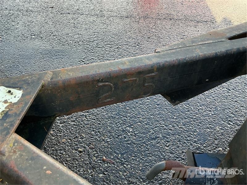 Great Northern 20 ft T/A Tilt Deck Trailer Низькорамні причепи