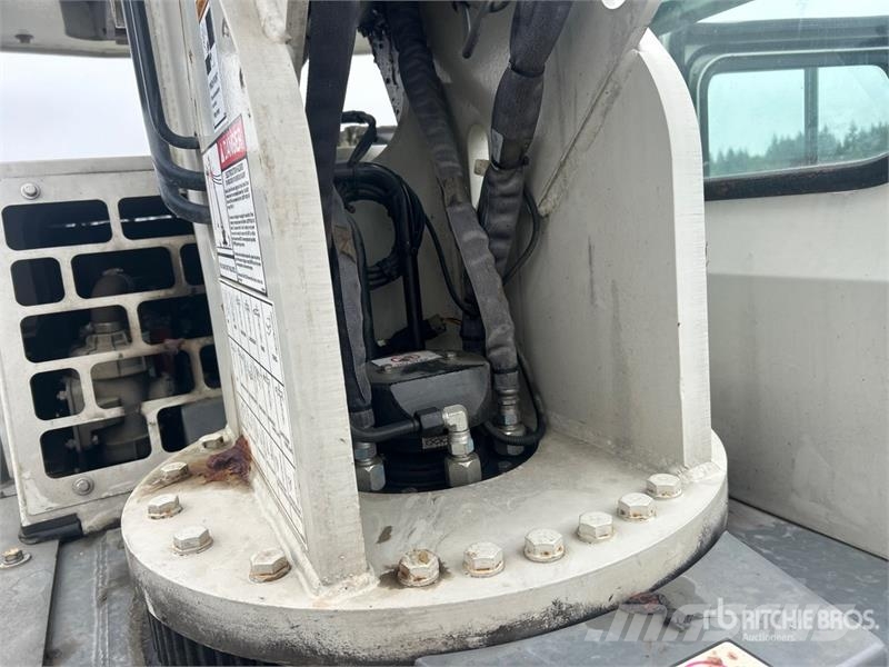 Grove YB4409-2 18000 lb 4x4 Carry Deck Crane Egyéb daruk