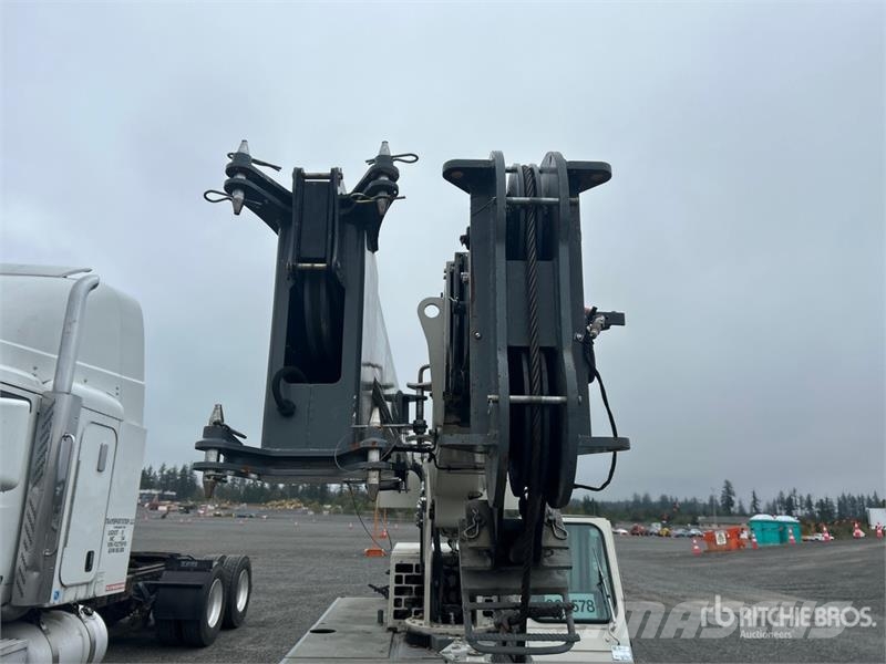 Grove YB4409-2 18000 lb 4x4 Carry Deck Crane Egyéb daruk
