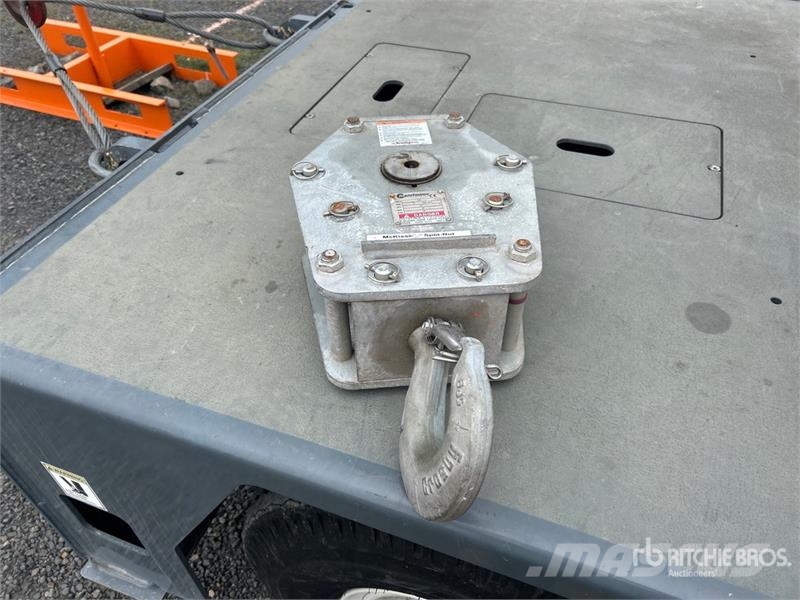 Grove YB4409-2 18000 lb 4x4 Carry Deck Crane Egyéb daruk