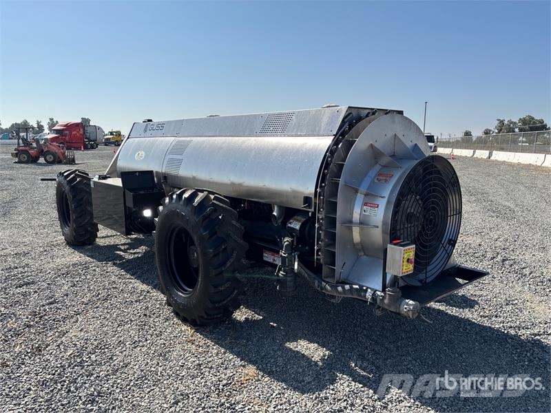 GUSS 600 gal 22 ft x 8 ft 4x4 Hydraulic Autonomous Lauksaimniecība- Citi