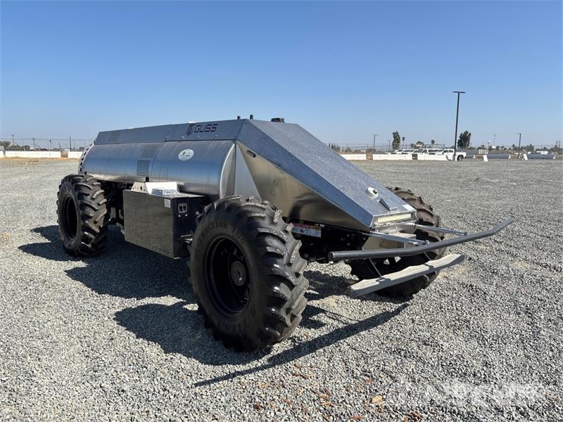 GUSS 600 gal 22 ft x 8 ft 4x4 Hydraulic Autonomous Lauksaimniecība- Citi
