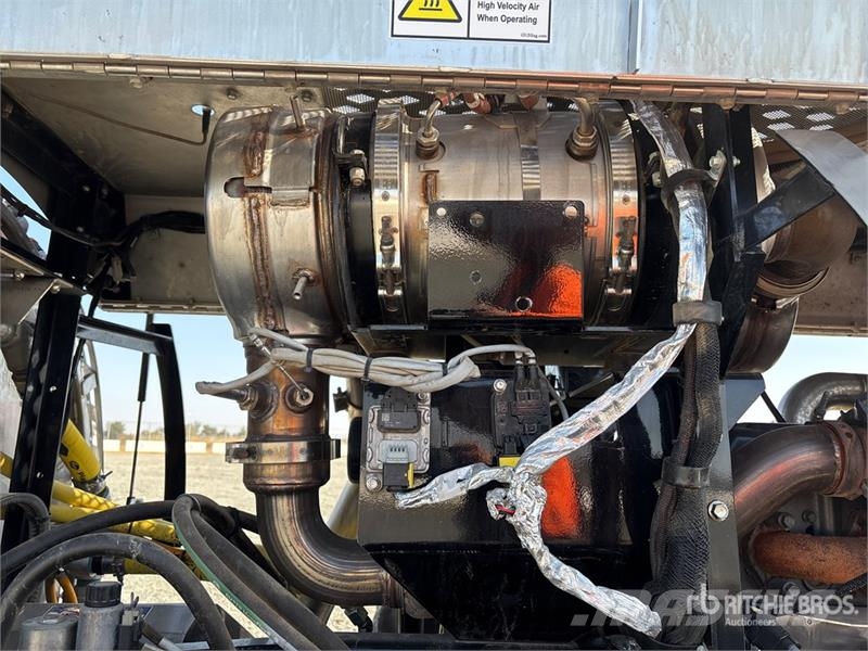 GUSS 600 gal 22 ft x 8 ft 4x4 Hydraulic Autonomous Lauksaimniecība- Citi