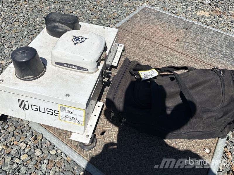 GUSS 600 gal 22 ft x 8 ft 4x4 Hydraulic Autonomous Lauksaimniecība- Citi
