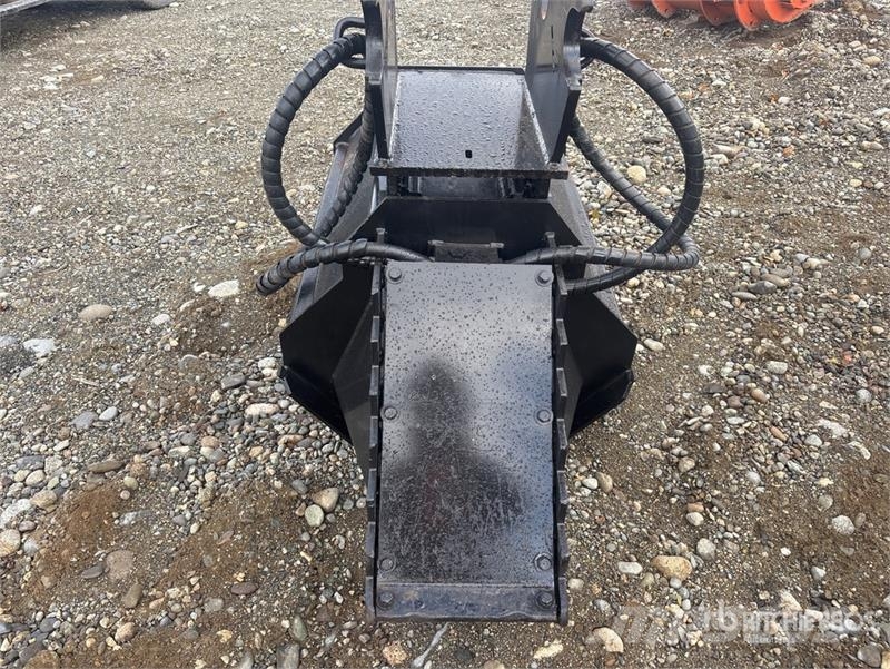 Gyro-Trac 72 in Mulcher Attachment Forstmulcher