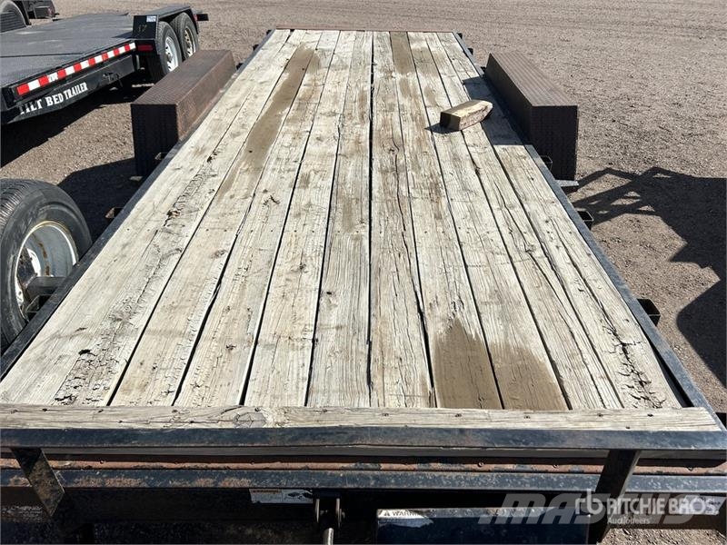 H & H & 20 ft T/A Flatbed Trailer Valníky
