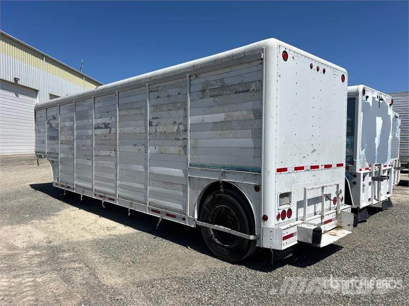 Hackney 16 Bay S/A Beverage Trailer Kita