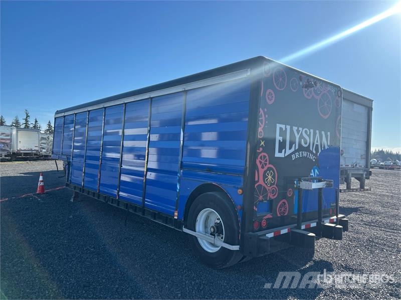 Hackney 16 Bay S/A Beverage Trailer شاحنات أخرى