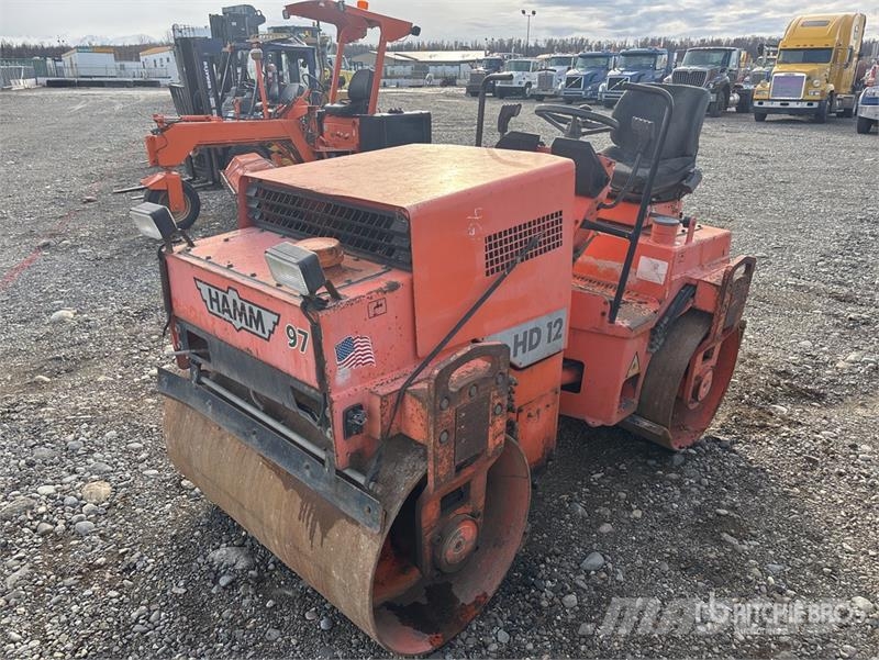 Hamm HD12 Double Drum Roller مداحل ثنائية الاسطوانة