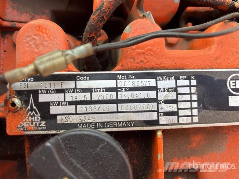 Hamm HD12 Double Drum Roller مداحل ثنائية الاسطوانة