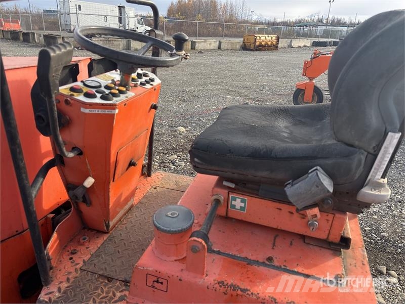 Hamm HD12 Double Drum Roller مداحل ثنائية الاسطوانة